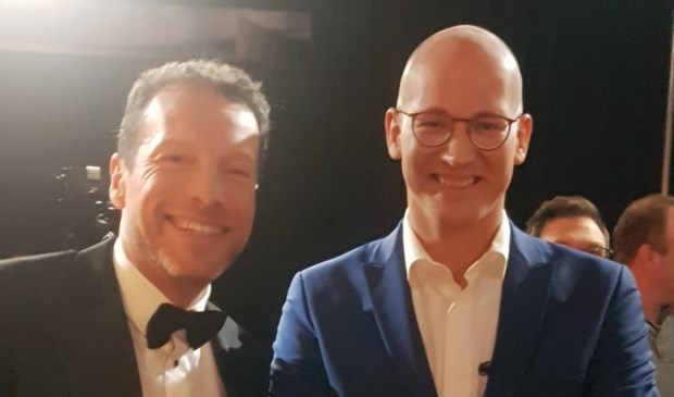 Stijn op de foto met Herman van der Zandt (l). | Fotonummer: 5ac0e9