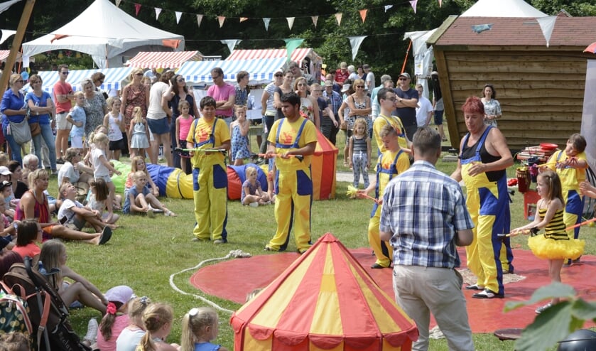 De clown trad eerder al eens op bij Pop & Colour | Fotonummer: 95f1bf