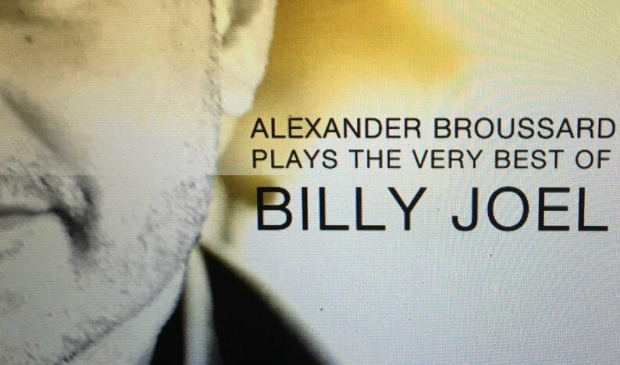 Alexander Broussard speelt Billy Joel
