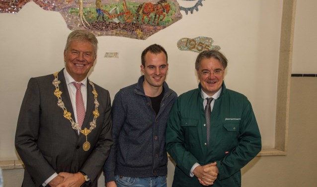 Burgemeester Petter, agrariër van Eekelen en CvdK Wim van de Donk.