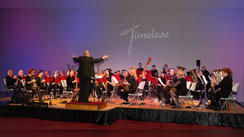 Fanfare de Volharding tijdens het jaarconcert 'Timeless'.