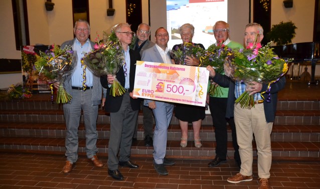 Gidsen van heemkundekring Halchterth namen afgelopen jaar de Erfgoedprijs in ontvangst en hebben nu hun initiatief uitgewerkt.