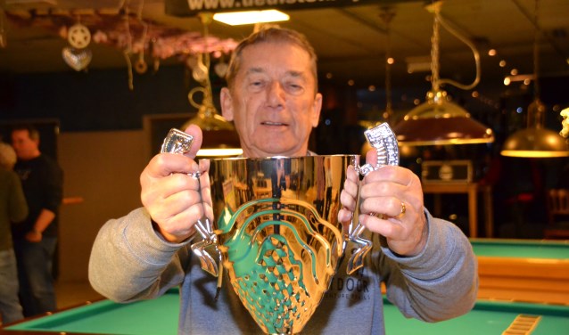 Sjaak Rens is de winnaar van het tiende honderdentoernooi.