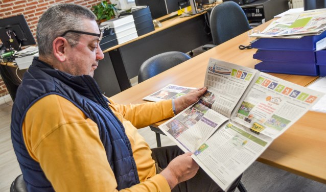 Onder zijn pseudoniem De Bezemwagen houdt Adrie Jonkers iedereen op de hoogte van het wielrennieuws.