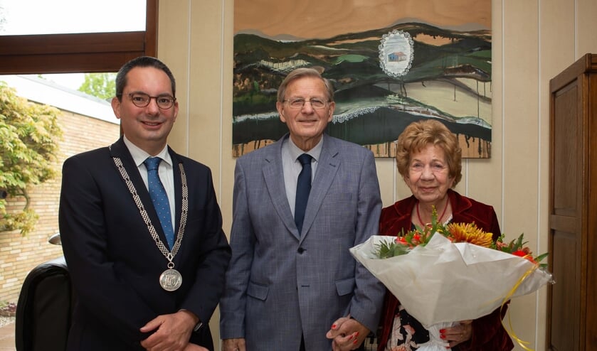 Felicitaties op hun 65-ste huwelijksdag voor het paar Griffioen-de Pree.