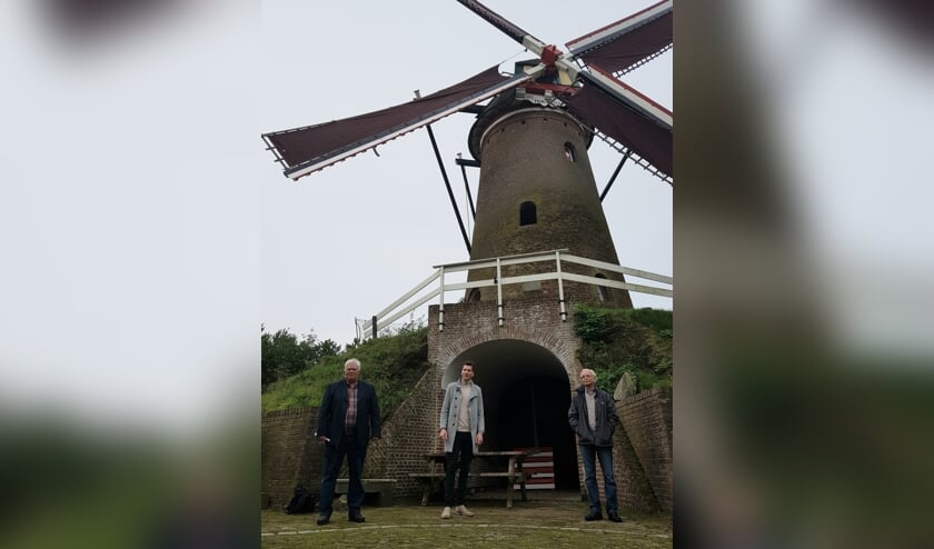 Gebouwtje bij molen Johanna | halsterse-zuidwestkrant ...