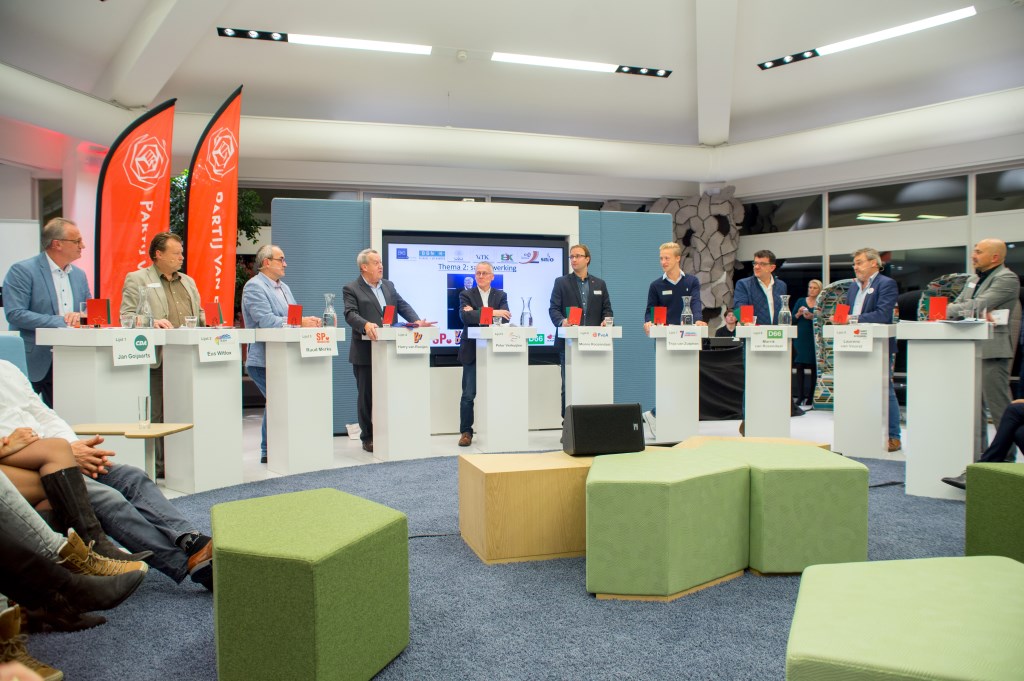 Lijsttrekkers in debat (foto's Margot van Kleef).