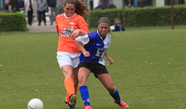 Vrouwen van VOW zoeken met spoed trainer (Foto: Peter Kuijpers)