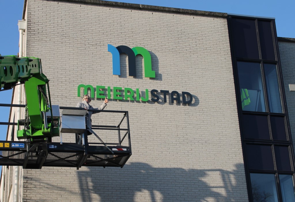 kliknieuws veghel - meierijstad neemt het gemeentehuis van veghel