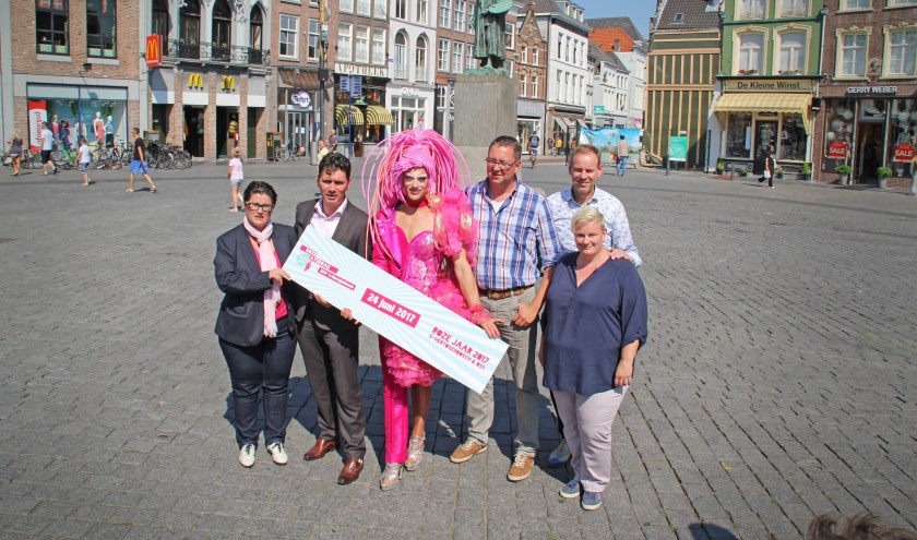 Jolanda van Gool, Eric Logister, Strangee, René Peters, Emiel Hulshof, Gäby Vereijken.