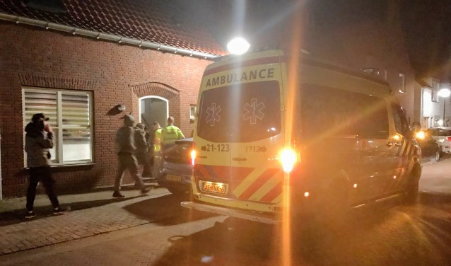 verwarde man zet veghelse buurt flink op stelten