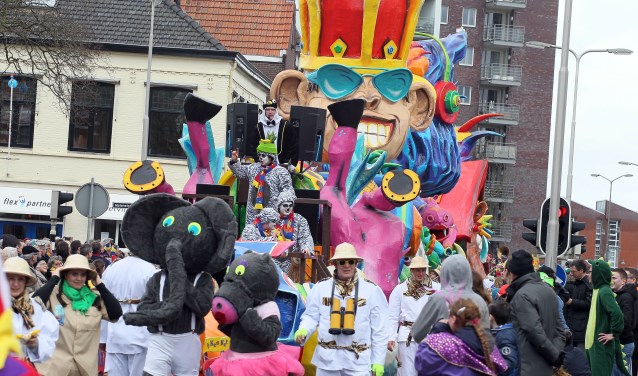 Een deelnemer aan de Osse optocht. (Foto: Hans van der Poel)