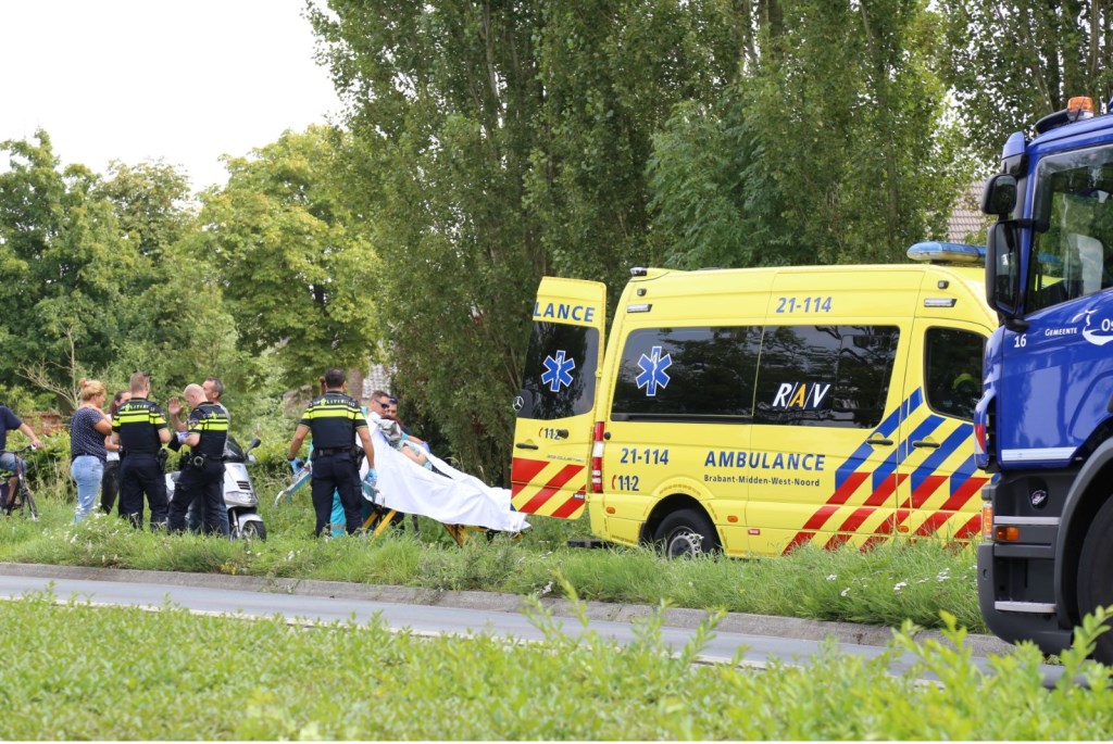 kliknieuws veghel - gewonde bij ongeval op dorpenweg in haren
