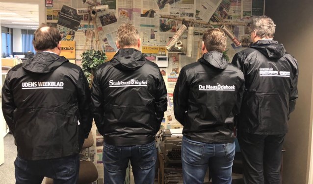 De nieuwe jassen voor krantenbezorgers