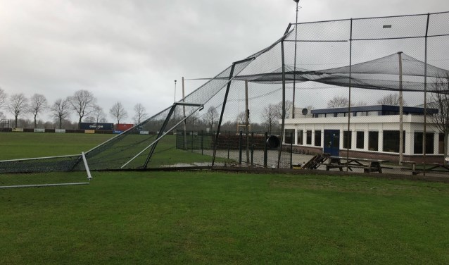 Op het veld in park Moleneind kan niet meer worden getraind