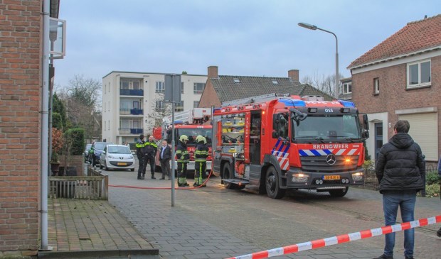De brand was snel geblust ( Foto's : Maickel Keijzers / Hendriks Multimedia )