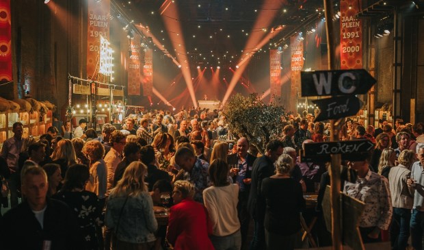 Zwijsen reünie goed verlopen (Foto's: Carin Deben, www.carindeben.nl)
.