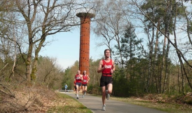 De uitkijktoren in Overloon. (archieffoto)