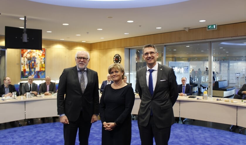De drie burgemeesters van de CBA-gemeenten Karel van Soest, Marleen Sijbers en Wim Hillenaar.