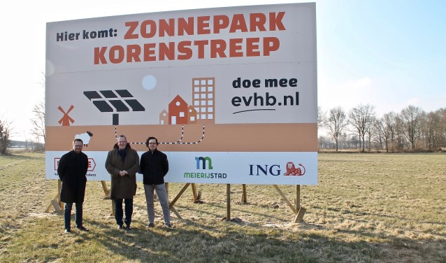 Erik Zweers (Energie van Hollandsche Bodem), Harry van Rooijen (wethouder) en Jeroen Kok (BOM-manager).
