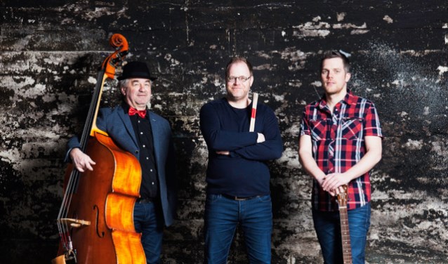 Het duo 'Van Piekeren' uit Utrecht en Joep van Leeuwen & Band.