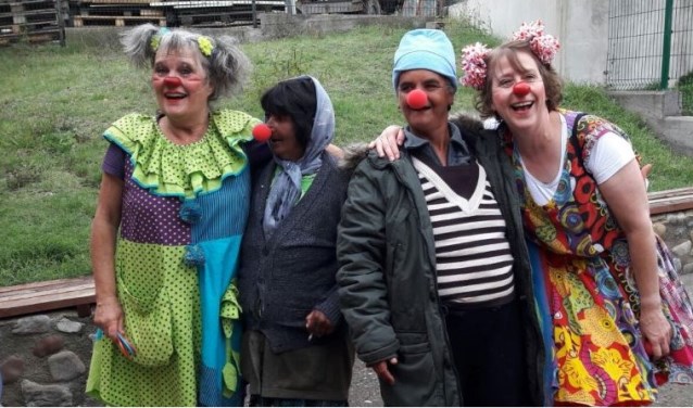 Flying Clowns