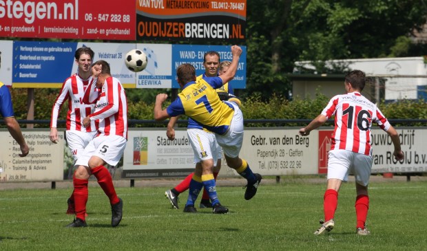 De 0-1 van Jordi Verhagen is in de maak met zijn fraaie omhaal