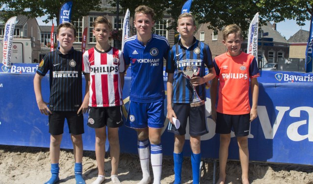 Spelers van RKVV Erp en De Korfrakkers openen het weekend op zaterdag met het jeugdtoernooi.