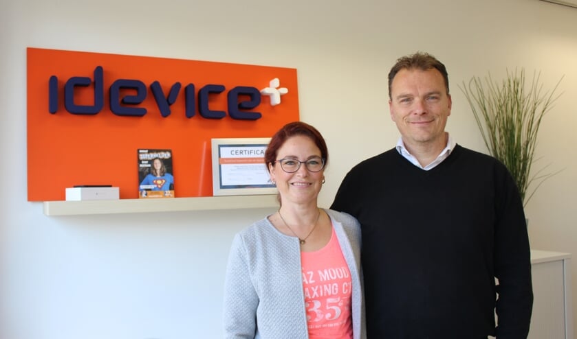 Marcia en Leon in hun kantoor