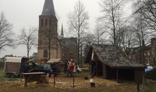De kerststal in Sint Anthonis wordt weer opgeborgen.