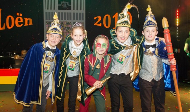 Prins Cas I zal samen met zijn Prinses Jans, Nar Teun en adjudanten Gijs en Bas over het Huibuukskes heersen. (foto: Albert Hendriks)