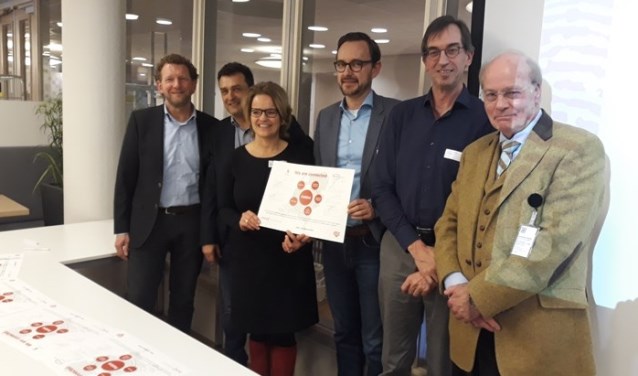v.l.n.r. Marcel Schenkels, Max Rubens, Petra van Pol, Niek Haenen, Dan Hoevenaars, Marcel Grosfeld