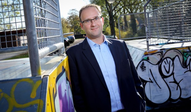 Menno Roozendaal is wethouder Werk, jeugd en cultuur.