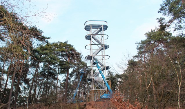 De uitkijktoren in Herperduin.
