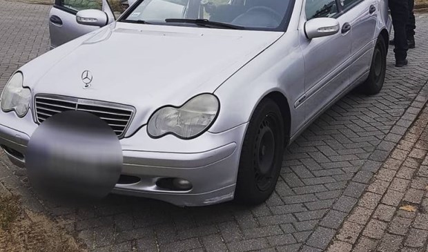 De auto. (Foto: Facebook politie Oss)