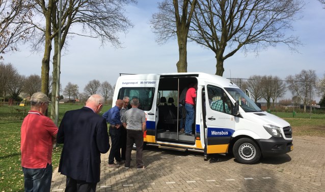 De wensbus bij een eerder uitstapje vorig jaar.