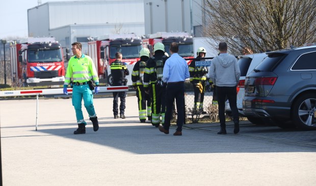 De hulpdiensten op de IJzerweg. (Foto: Charles Mallo / Foto Mallo)