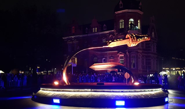 De rotonde voor Museum Jan Cunen.