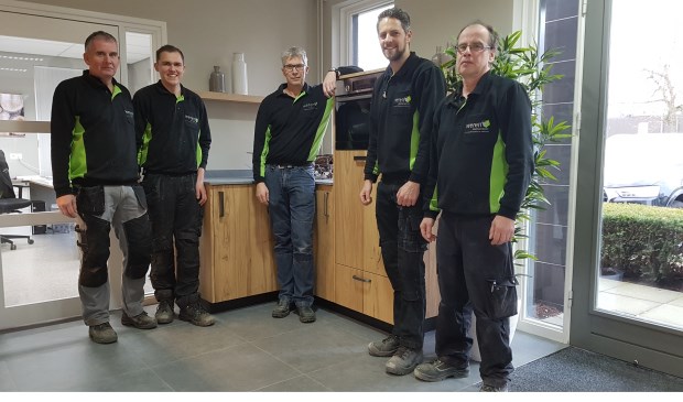 Hay Linders, Clif Rothof, Ton Weren, Tom van der Hulst, Theo Schaap.