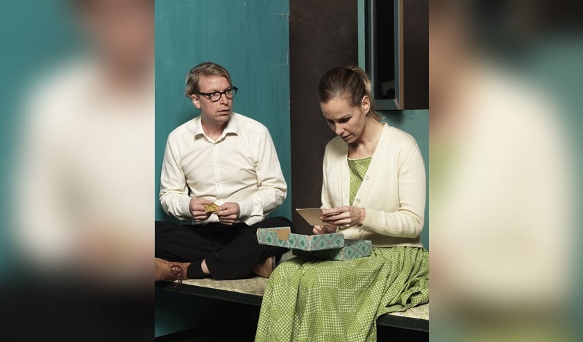 In 2012 kwam de theatervoorstelling al uit, die met lof werd ontvangen