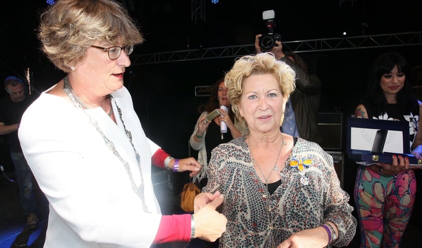 Penny Klamer - Suppers werd in 2016 benoemd tot Lid in de Orde van Oranje-Nassau.