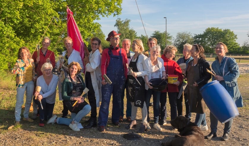 Leden van de Kunstgroep Kolonie Plasmolen houden op zaterdag 29 en zondag 30 juni een jubileumexpositie in Malden.