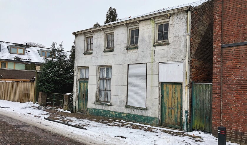 Er moet wel nog een hoop gebeuren aan de woning in de Havenstraat.