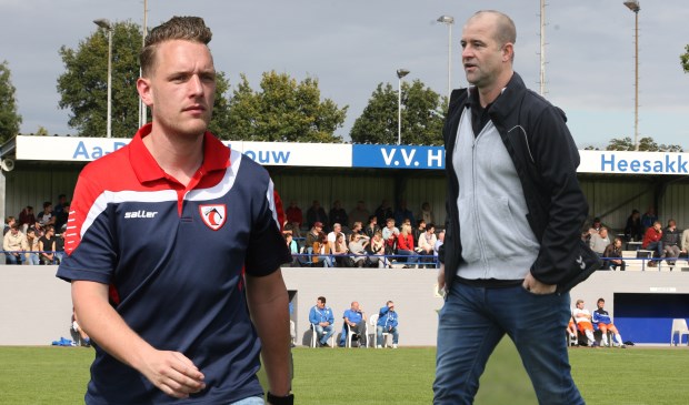 Tom van Dalen (L) en Stephan Hesemans ontmoeten elkaar zondag op Balledonk