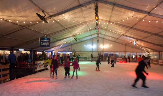 Cuijk on Ice: ook komende winter weer vier weken ijspret op Louis Jansenplein.