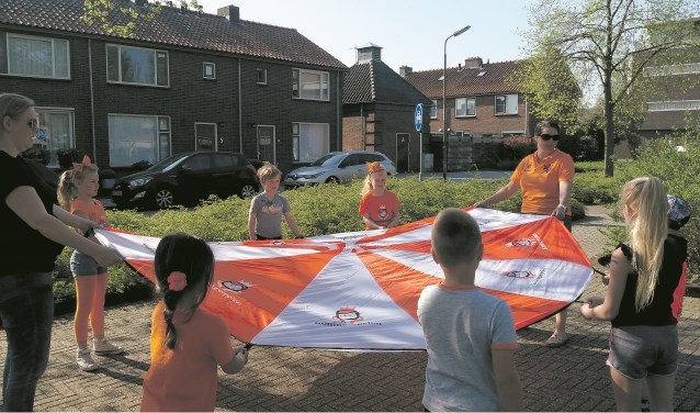 Verwonderend Plezier bij sport en spel tijdens Koningsspelen RQ-33