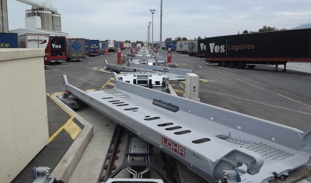 De Roll-on Roll-off terminal is geschikt voor alle type trailers.