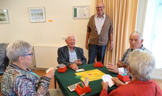 Leo Waterreus en ‘zijn’ dinsdagmiddagbridge.