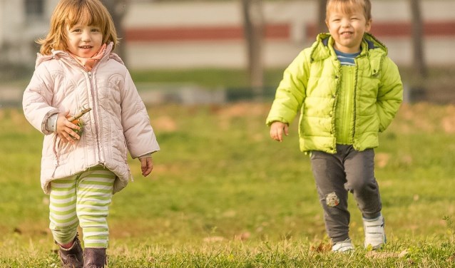 Home-Start zoekt vrijwillige steun in gezinnen.