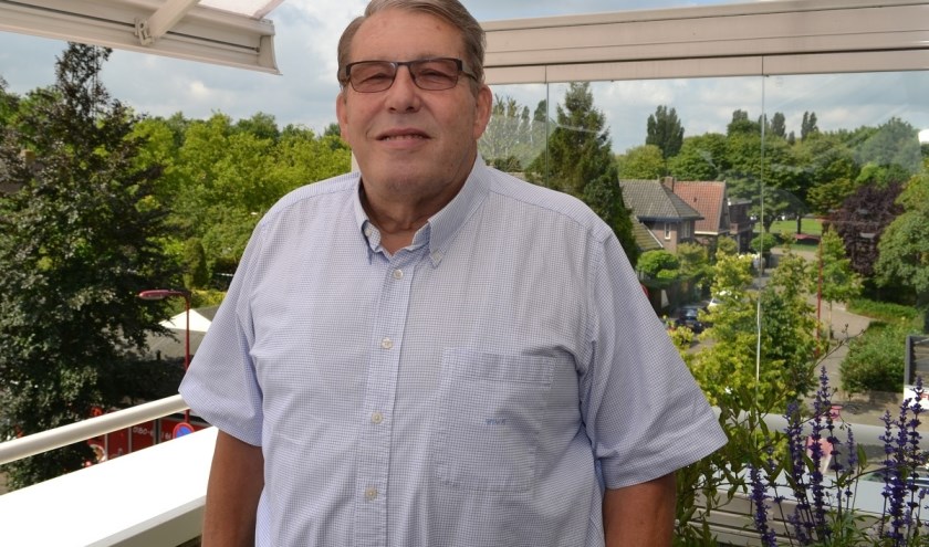 Cees van den Heuvel vertelt alles over het diner bij kaarslicht in De Dorpskerk.